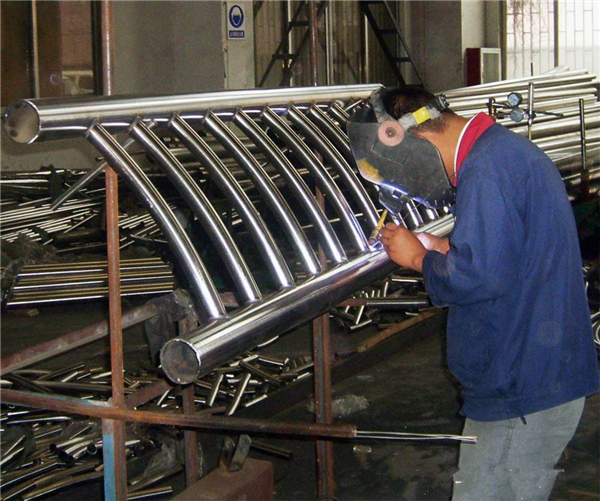 台州不锈钢复合管护栏市场成交尚可