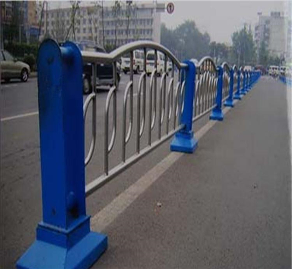 台州不锈钢防撞栏杆生产制造工艺